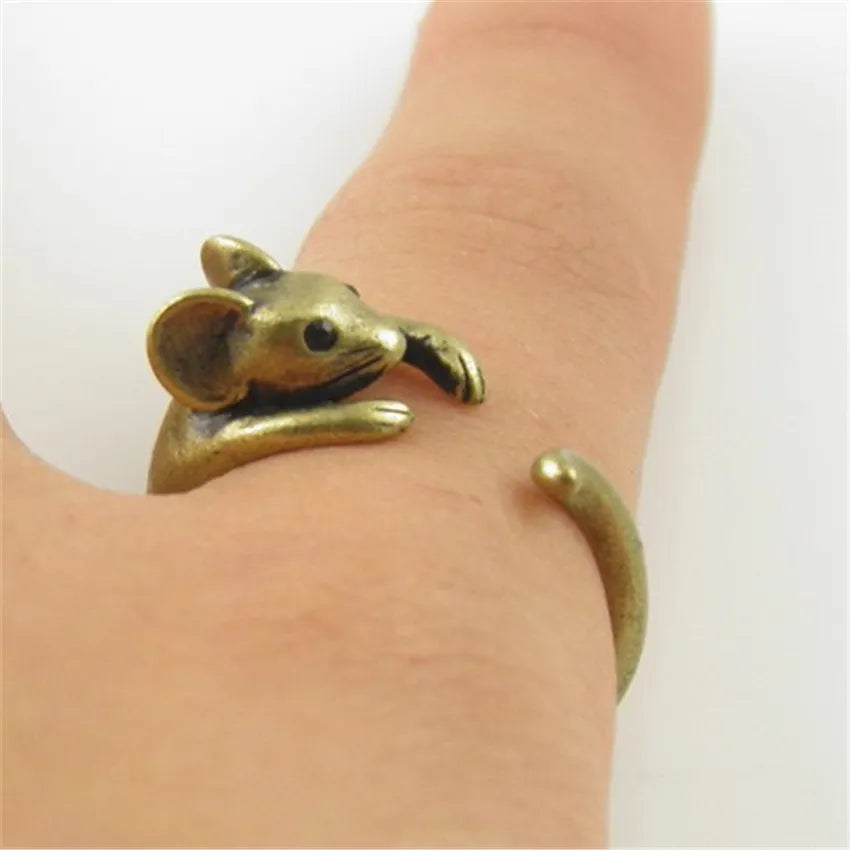 CHENGXUN Vintage Brass Knuckle Ring Adjustable Mouse Animal Wrap Weeding Ring Ladies Fashion Jewelry Boho