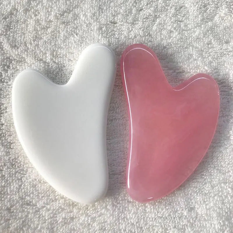 1pc Heart Shape SPA Massage Beeswax Gua sha Scraping Massage Scraper Face Massager Acupuncture Guasha Board Massager for face